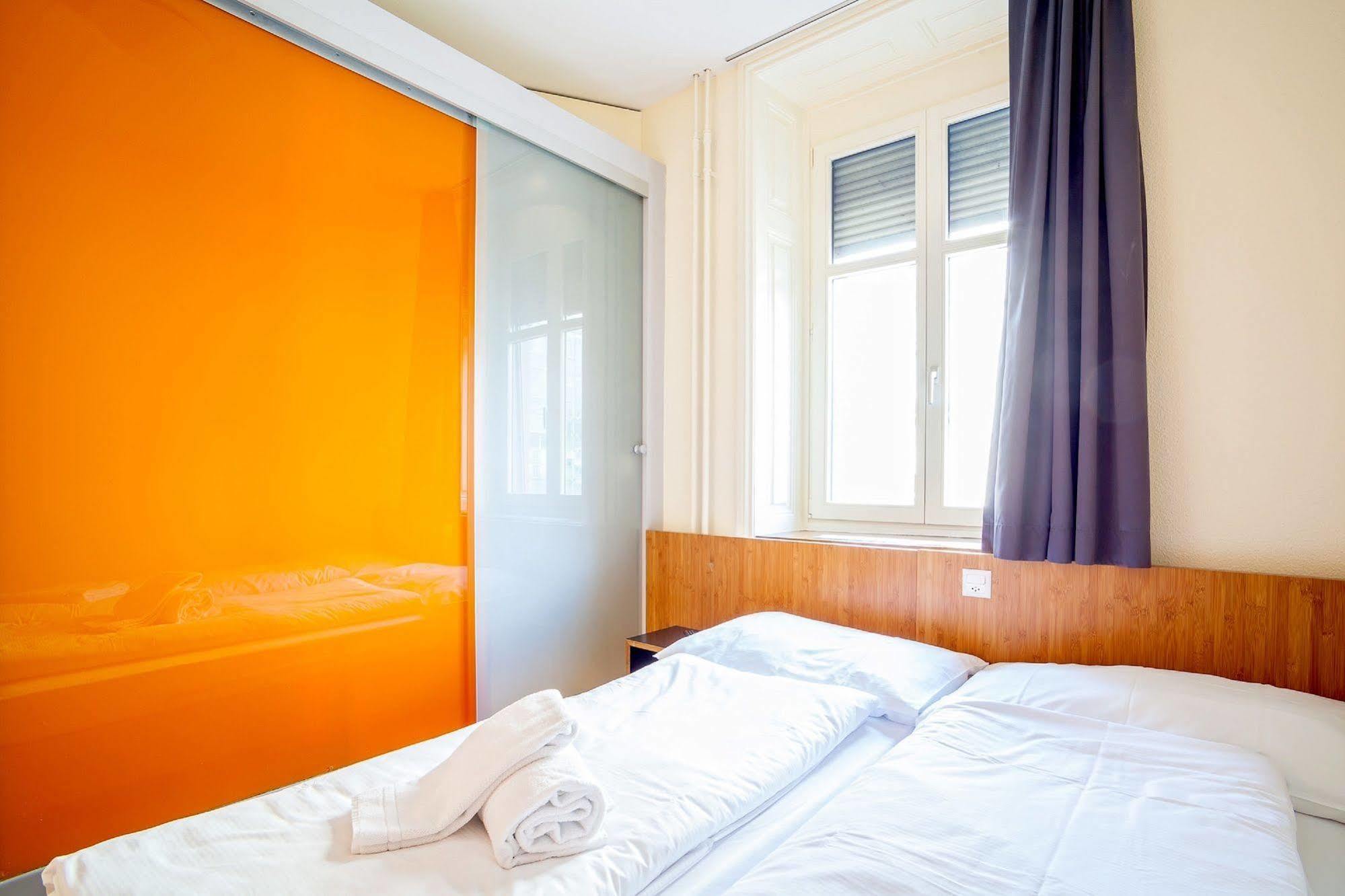 Easyhotel Basel - Self Service And Self Check-In Εξωτερικό φωτογραφία